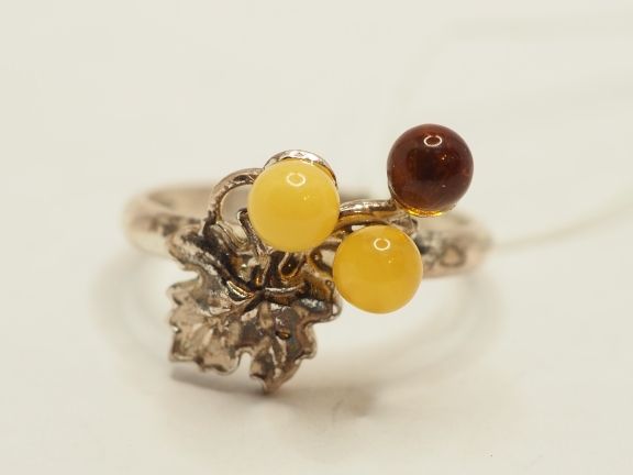 Серебряное кольцо с Янтарём - 206