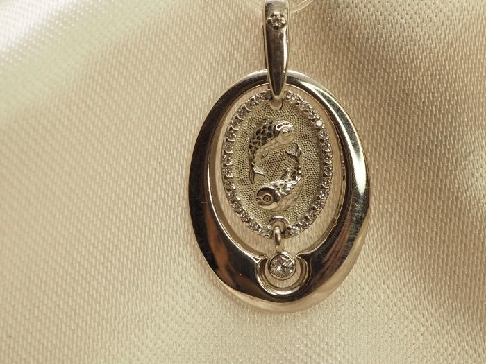 Ювелирная подвеска знак зодиака "Рыбы"-644